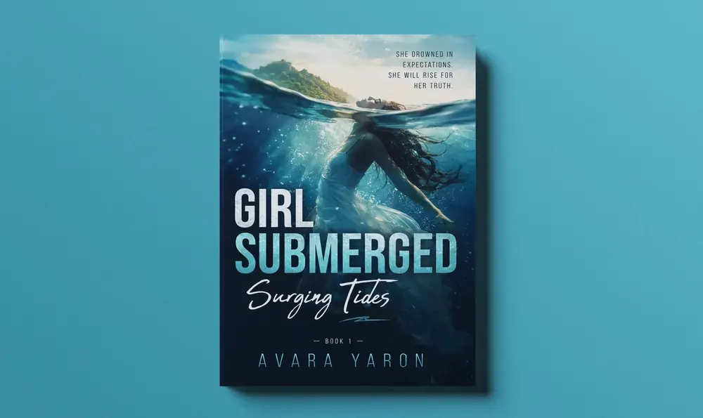 Girl-submerge — 3D mockup